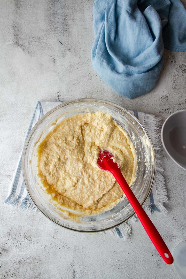 Lamington Sponge Cake Batter