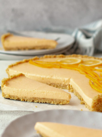 Sliced No-Bake Yoghurt Tart.