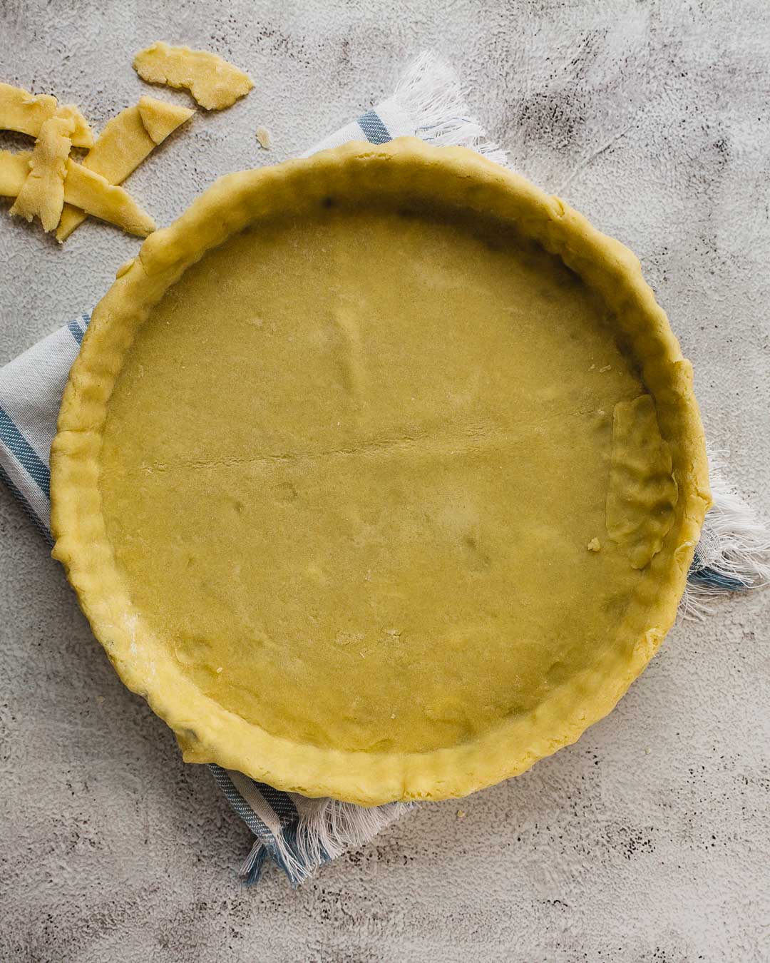 Pastry pressed into tin