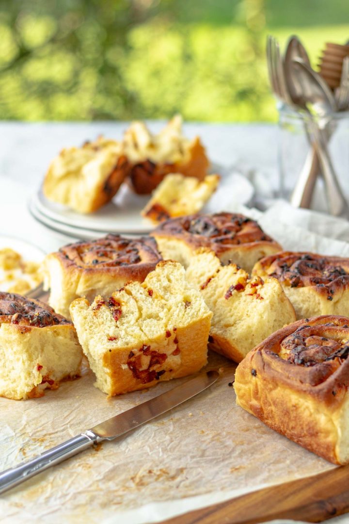 Sliced Cheese, Tomato and Onion Savoury Scroll (braaibroodjie rolls)