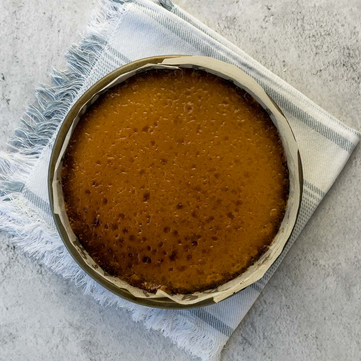 Baked caramel filling